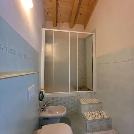 Semesterbostad Walking's House Mountain Iseo Hospitality *