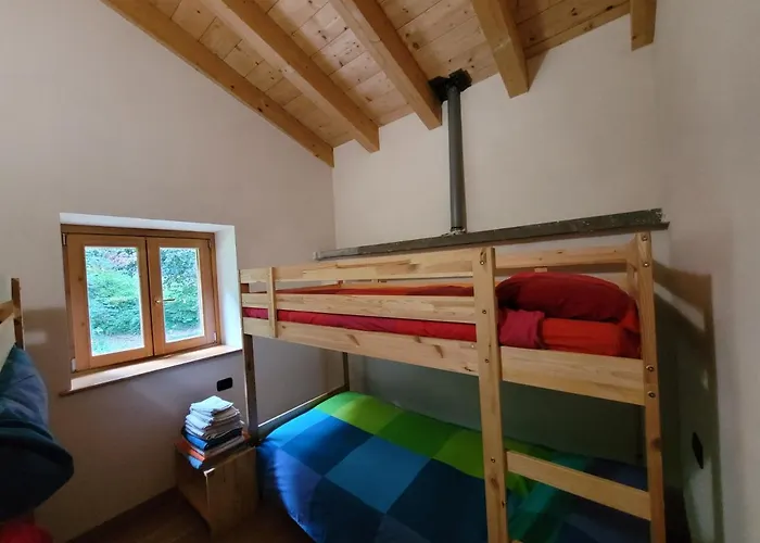 Walking's House Mountain Iseo Hospitality * Ловере