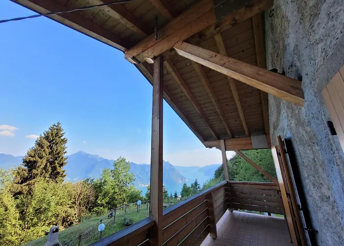 Walking's House Mountain Iseo Hospitality *